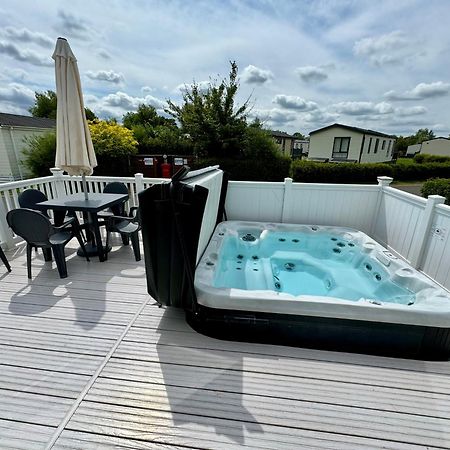 Paws Lodge, Hot Tub, Pet Friendly 南塞尔尼 外观 照片